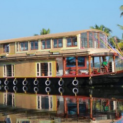  3 Bedroom Houseboat